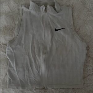 Nike White Textured Sleeveless Golf/Tennis Active Top